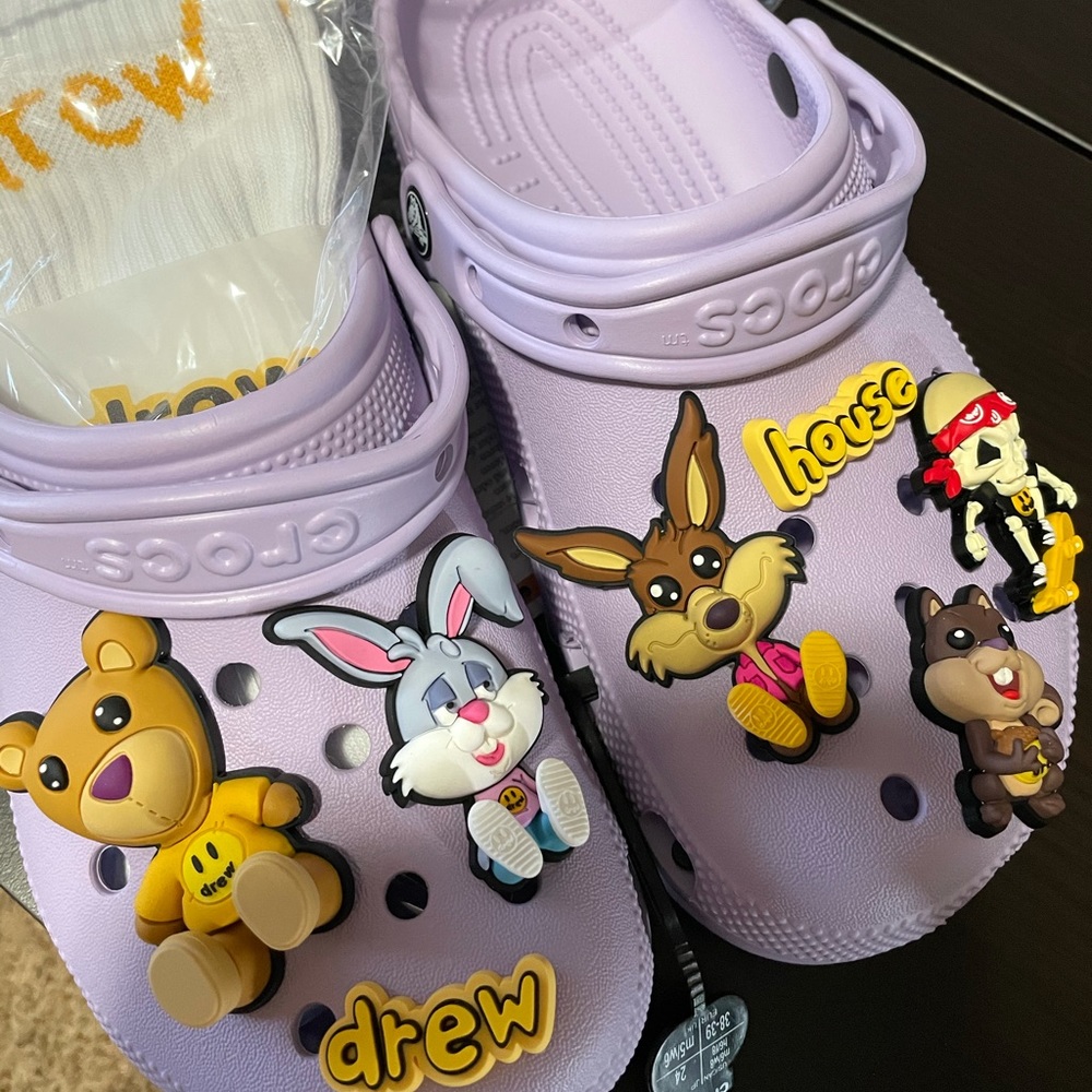 Drew Crocs